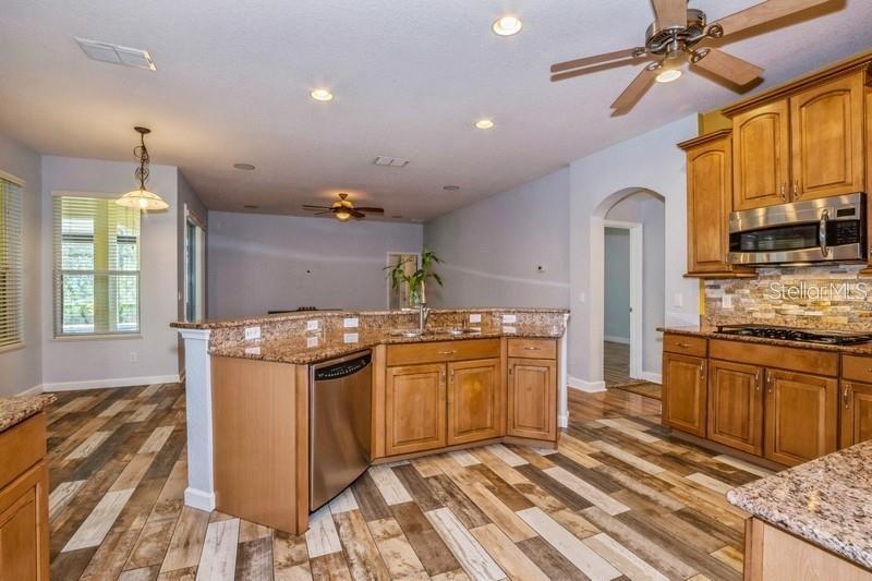 CLERMONT NOTTINGHAM AT LEGENDS - Residential