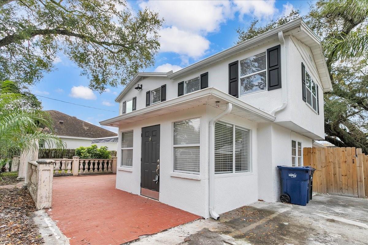IDLEWILD ON THE HILLSBOROUGH - Residential Lease