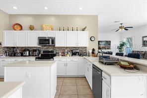 HAMPTON ESTATES - Residential