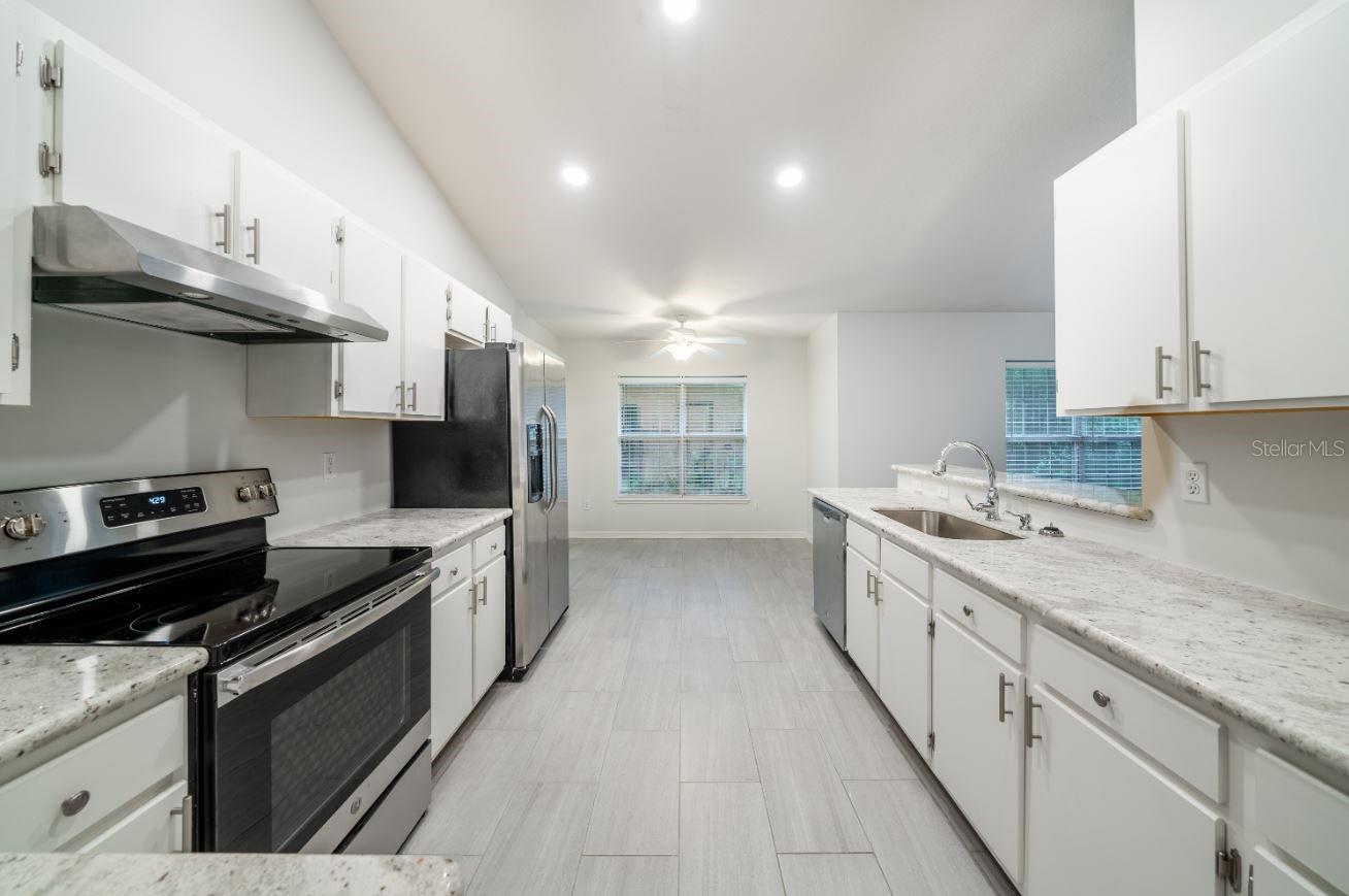 MENTONE CLUSTER PH IV - Residential Lease
