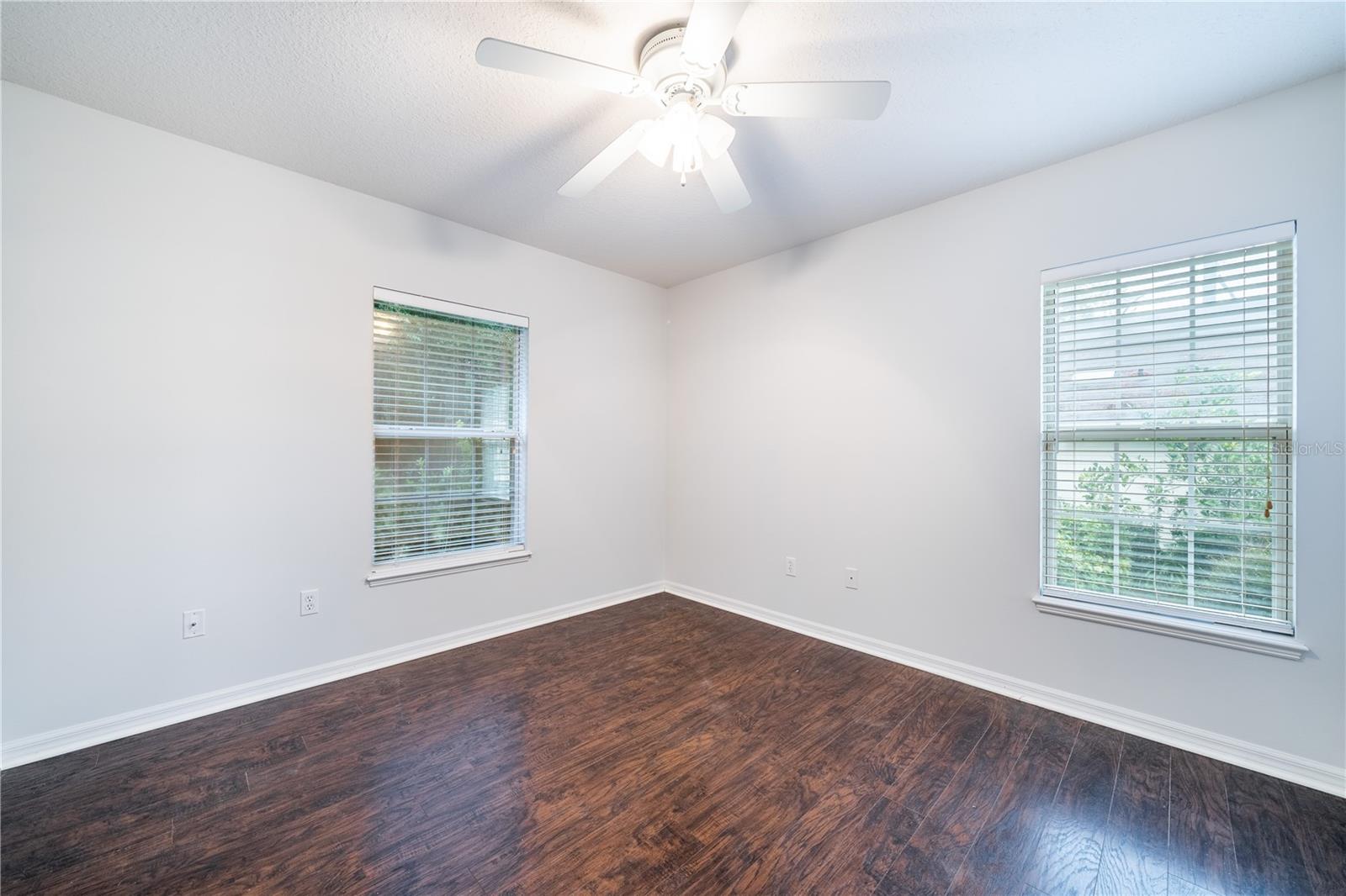 MENTONE CLUSTER PH IV - Residential Lease
