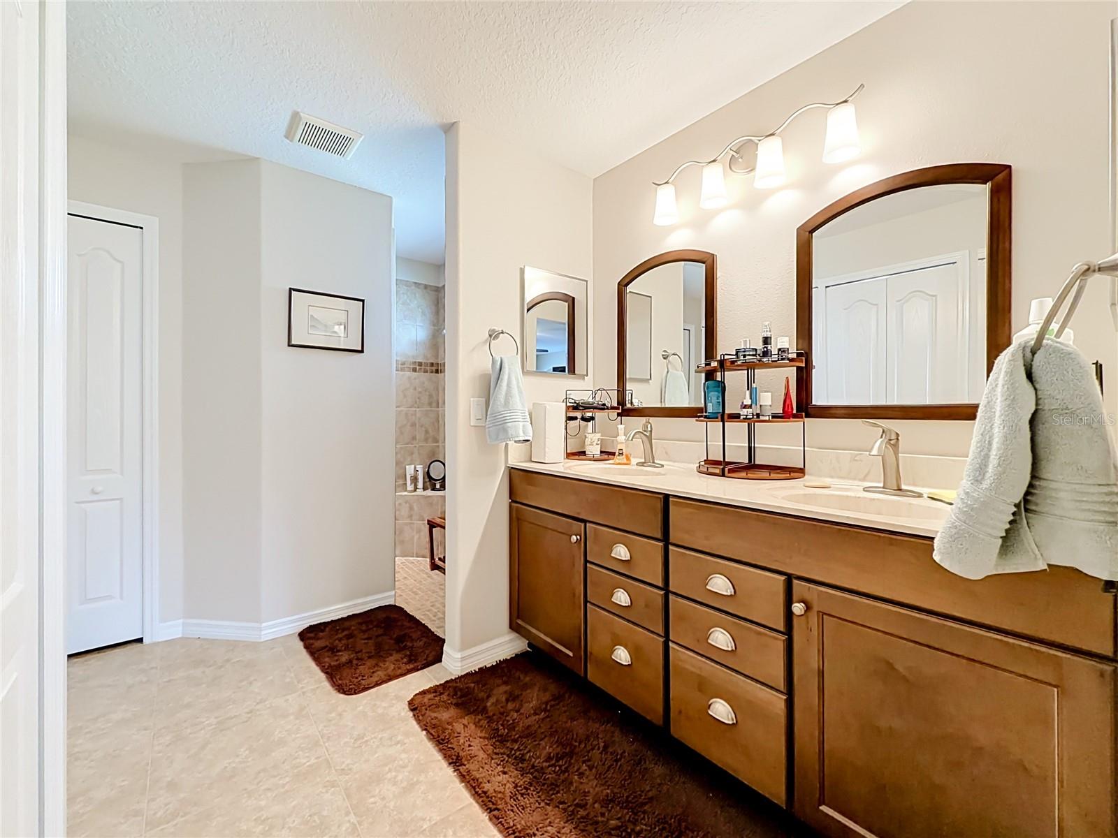 LEESBURG ARLINGTON RIDGE PH 02 - Residential