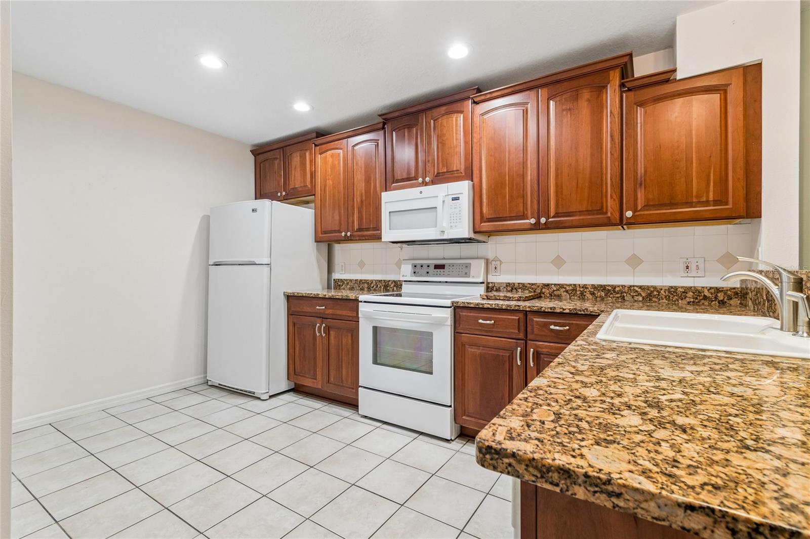 HEATHERWOOD VILLG UN 1 PH 1 - Residential