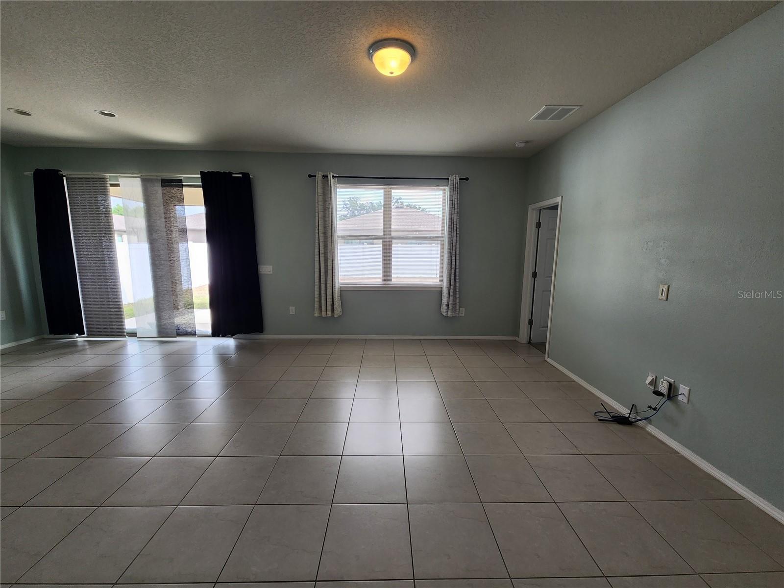 TRILLIUM VILLAGE D - Residential Lease