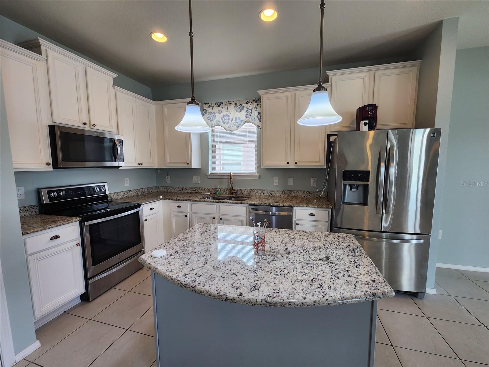 TRILLIUM VILLAGE D - Residential Lease