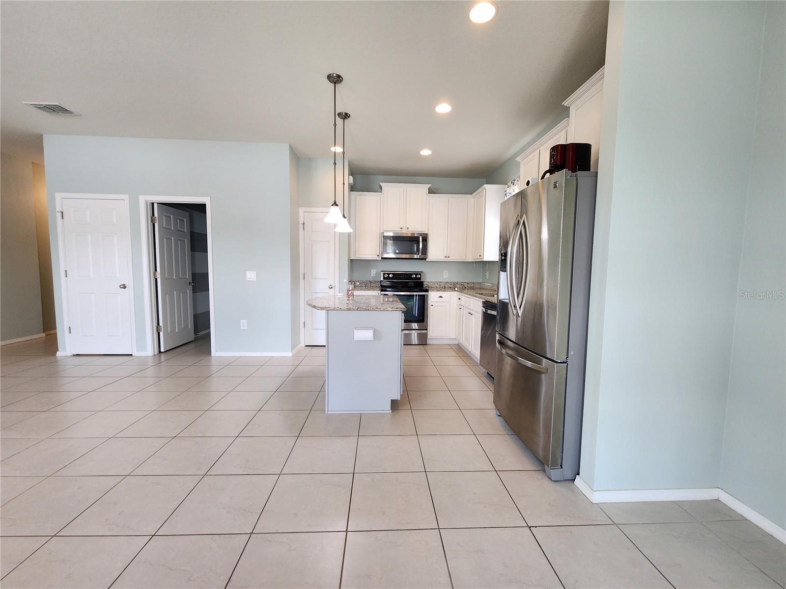 TRILLIUM VILLAGE D - Residential Lease