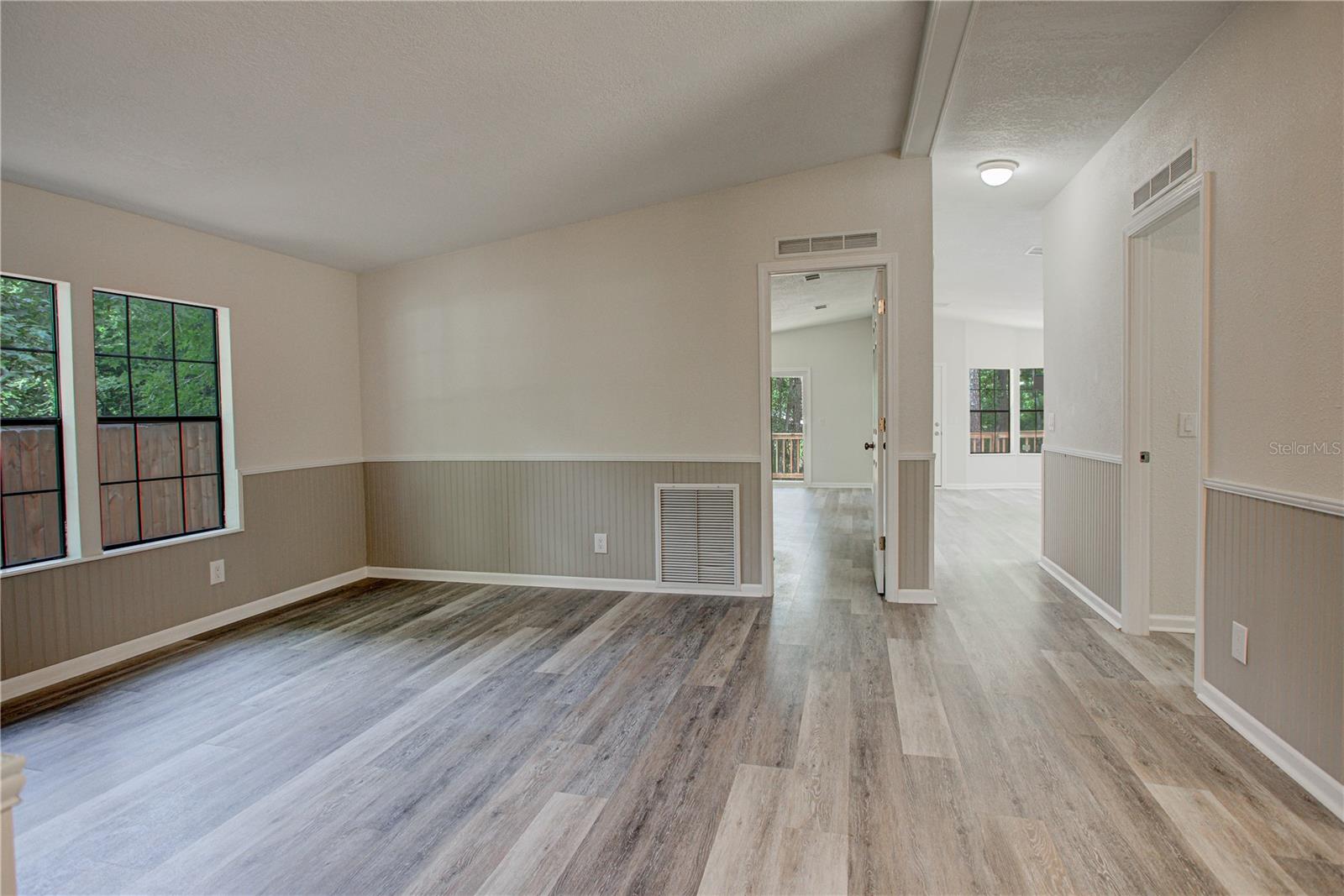 ST JOHNS RIVERSIDE ESTATES - Residential