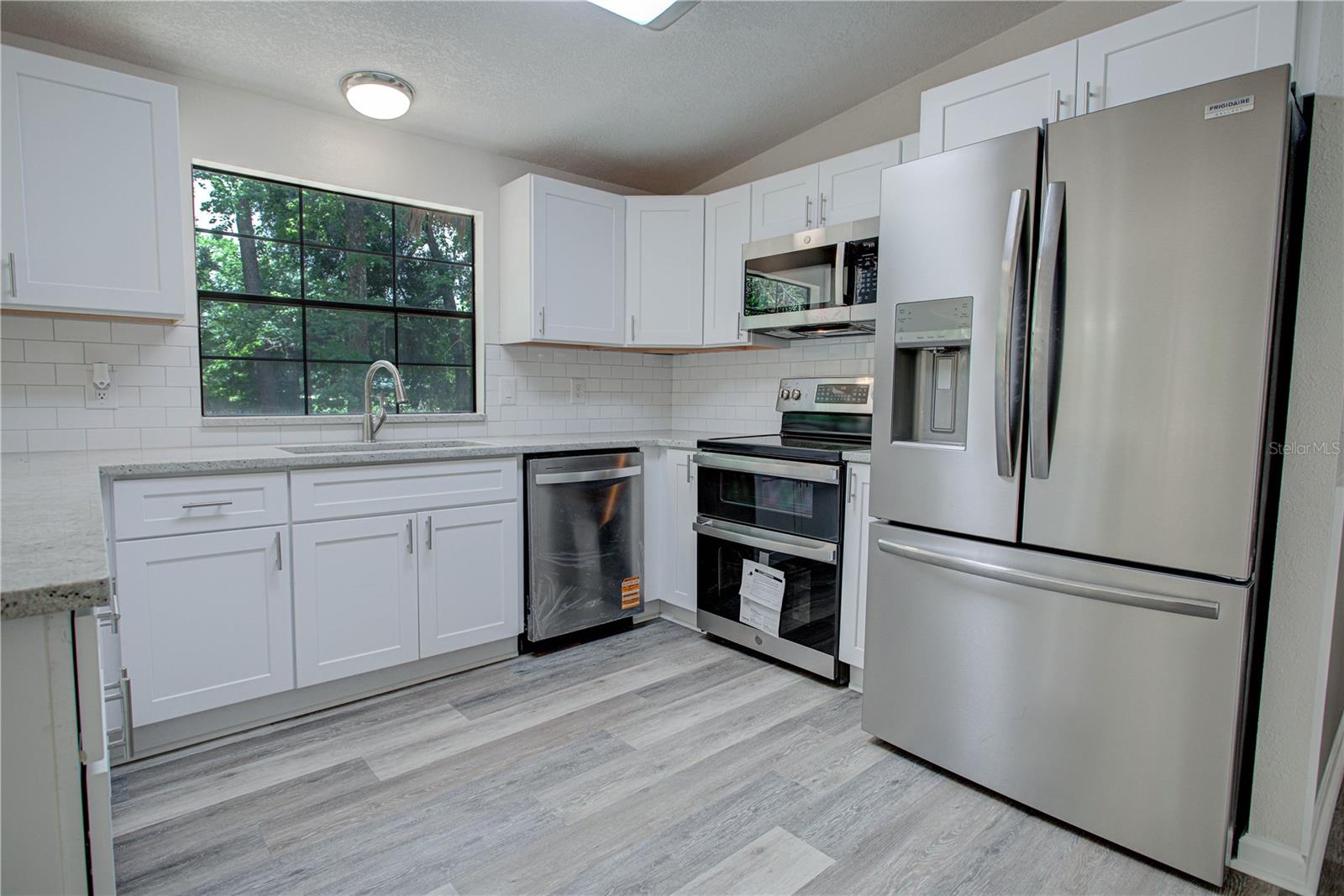 ST JOHNS RIVERSIDE ESTATES - Residential