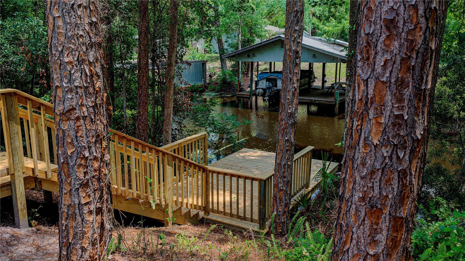 ST JOHNS RIVERSIDE ESTATES - Residential