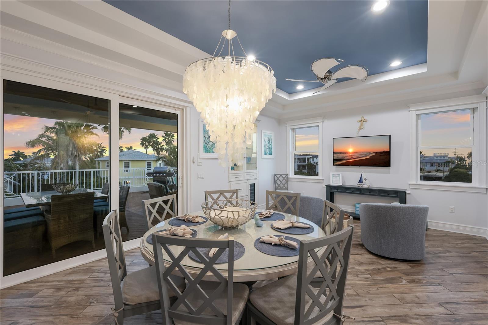 COCONUT BAYOU - Residential