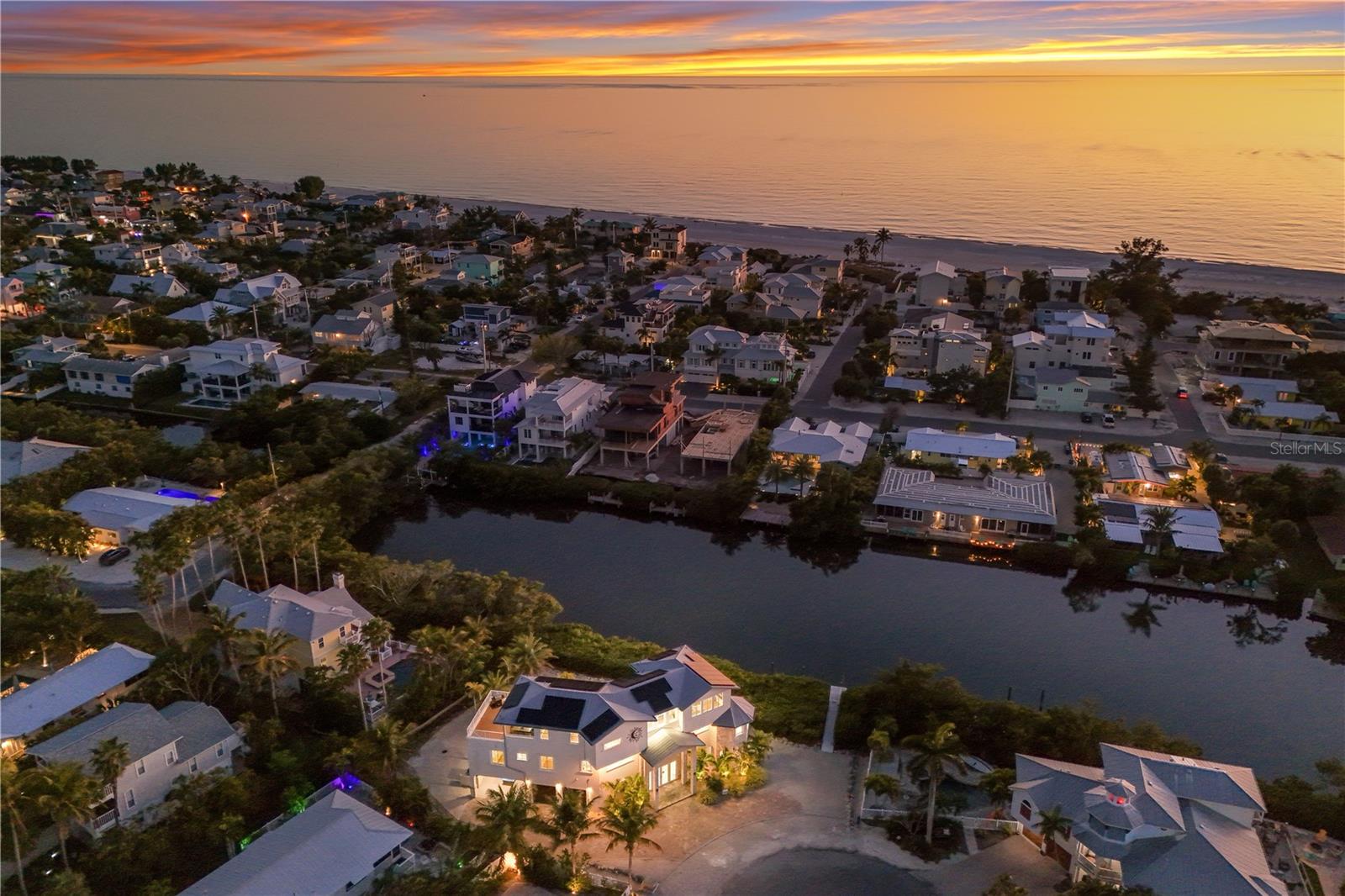 COCONUT BAYOU - Residential