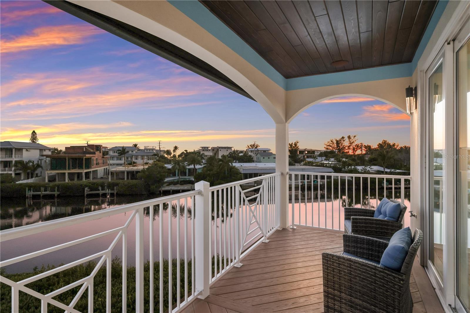 COCONUT BAYOU - Residential