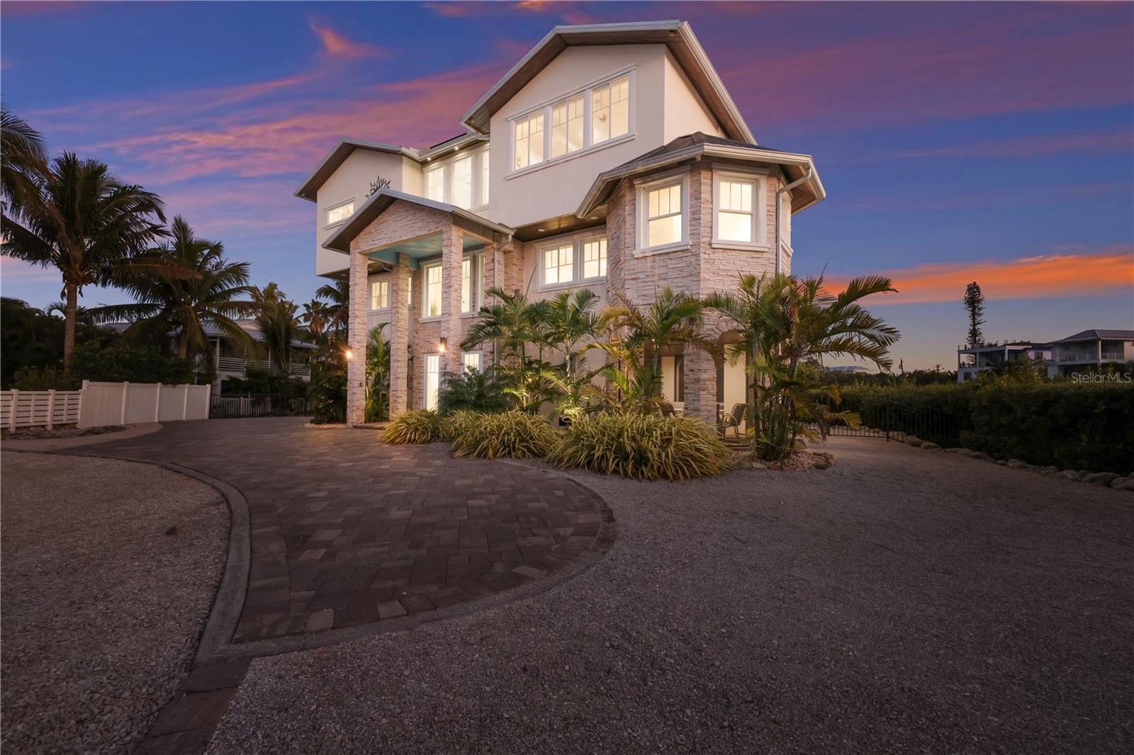 COCONUT BAYOU - Residential