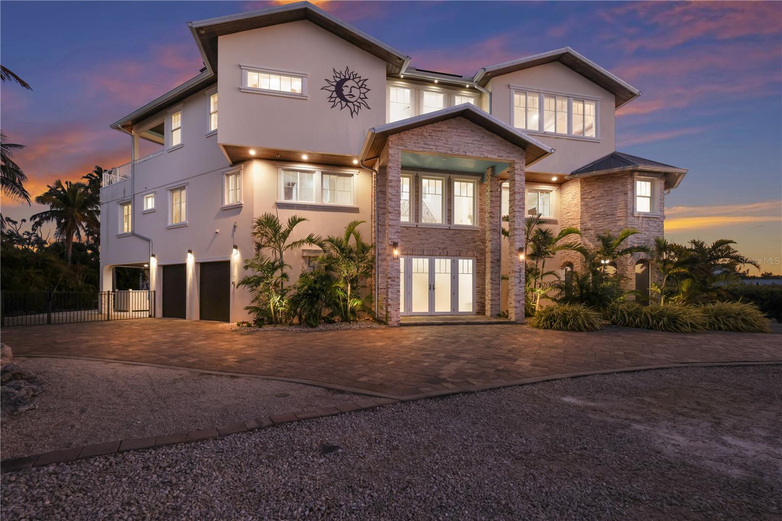 COCONUT BAYOU - Residential