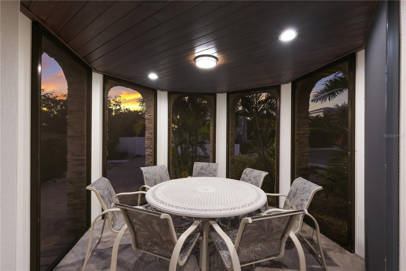COCONUT BAYOU - Residential