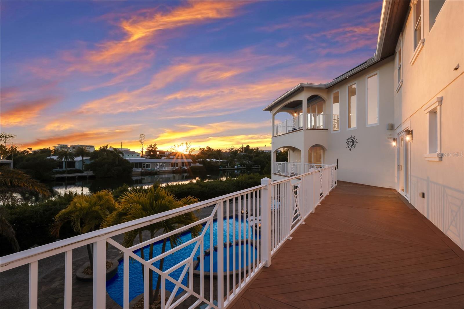 COCONUT BAYOU - Residential