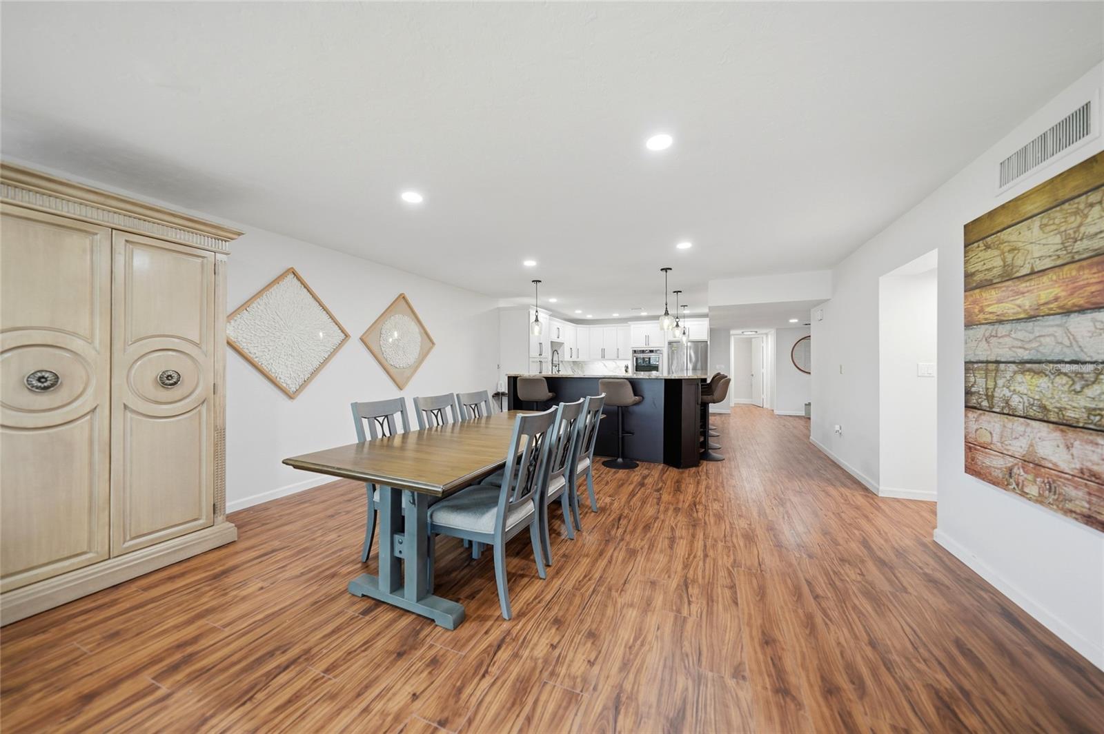 MARINA SOUTH SHORE CONDO - Residential