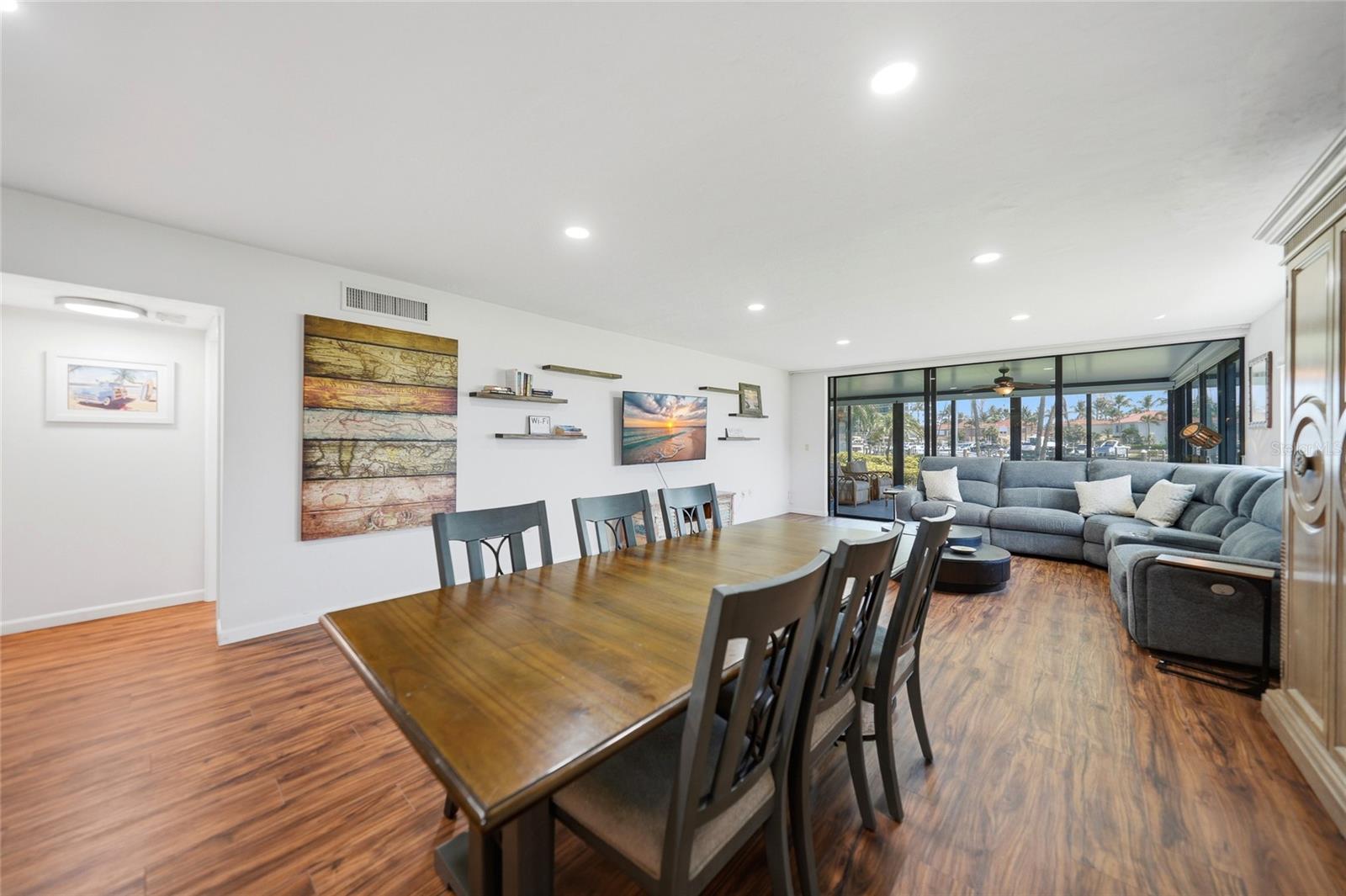 MARINA SOUTH SHORE CONDO - Residential