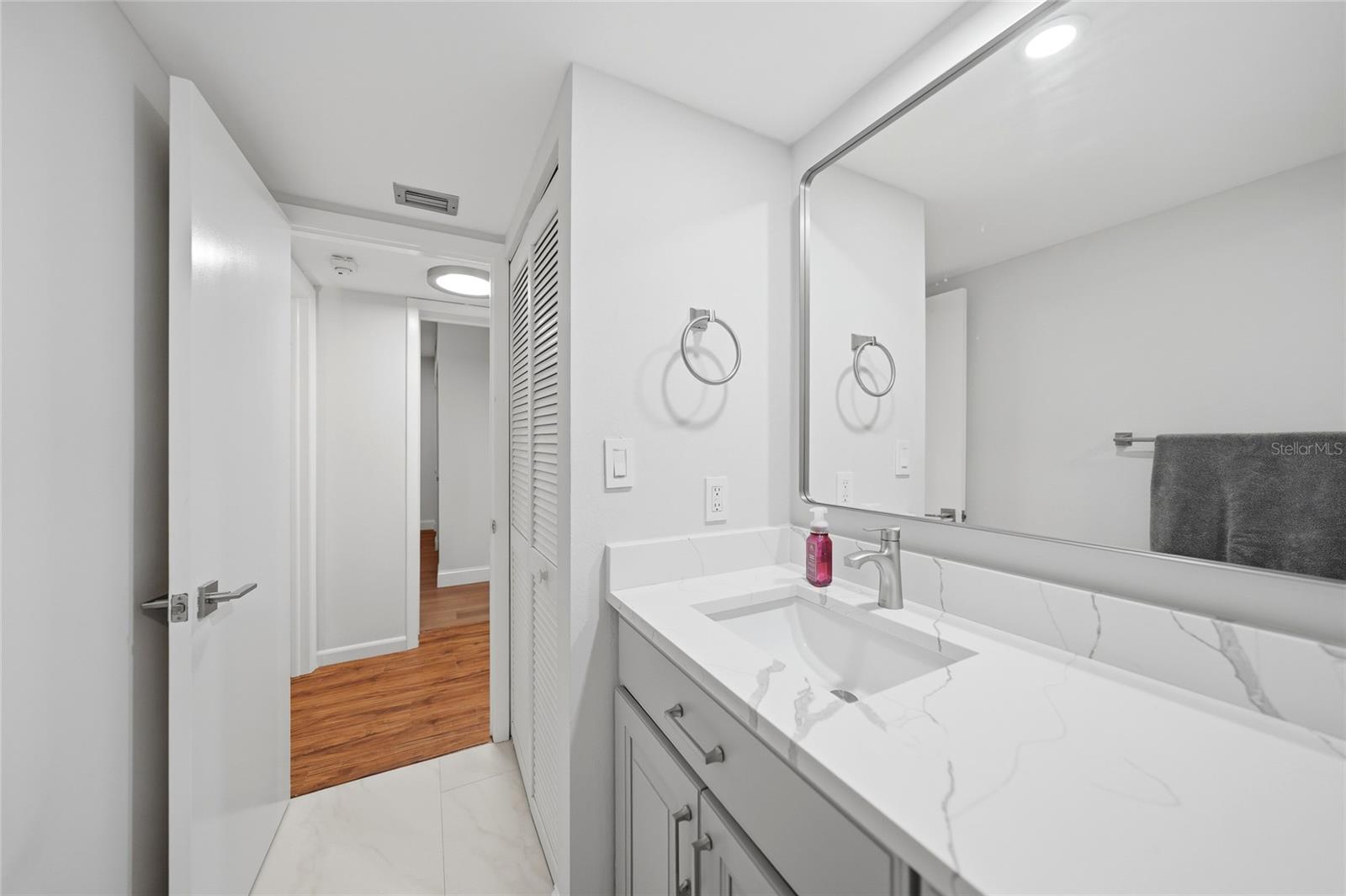 MARINA SOUTH SHORE CONDO - Residential