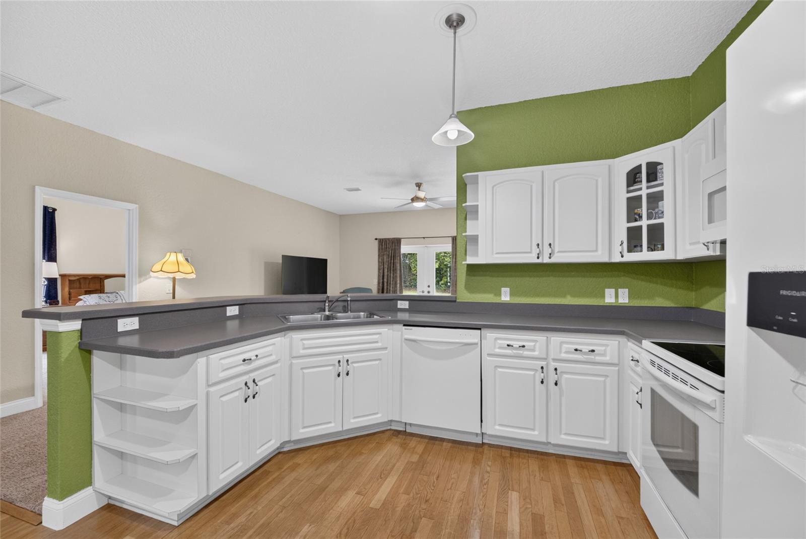 BELLEVIEW HEIGHTS ESTATE - Residential