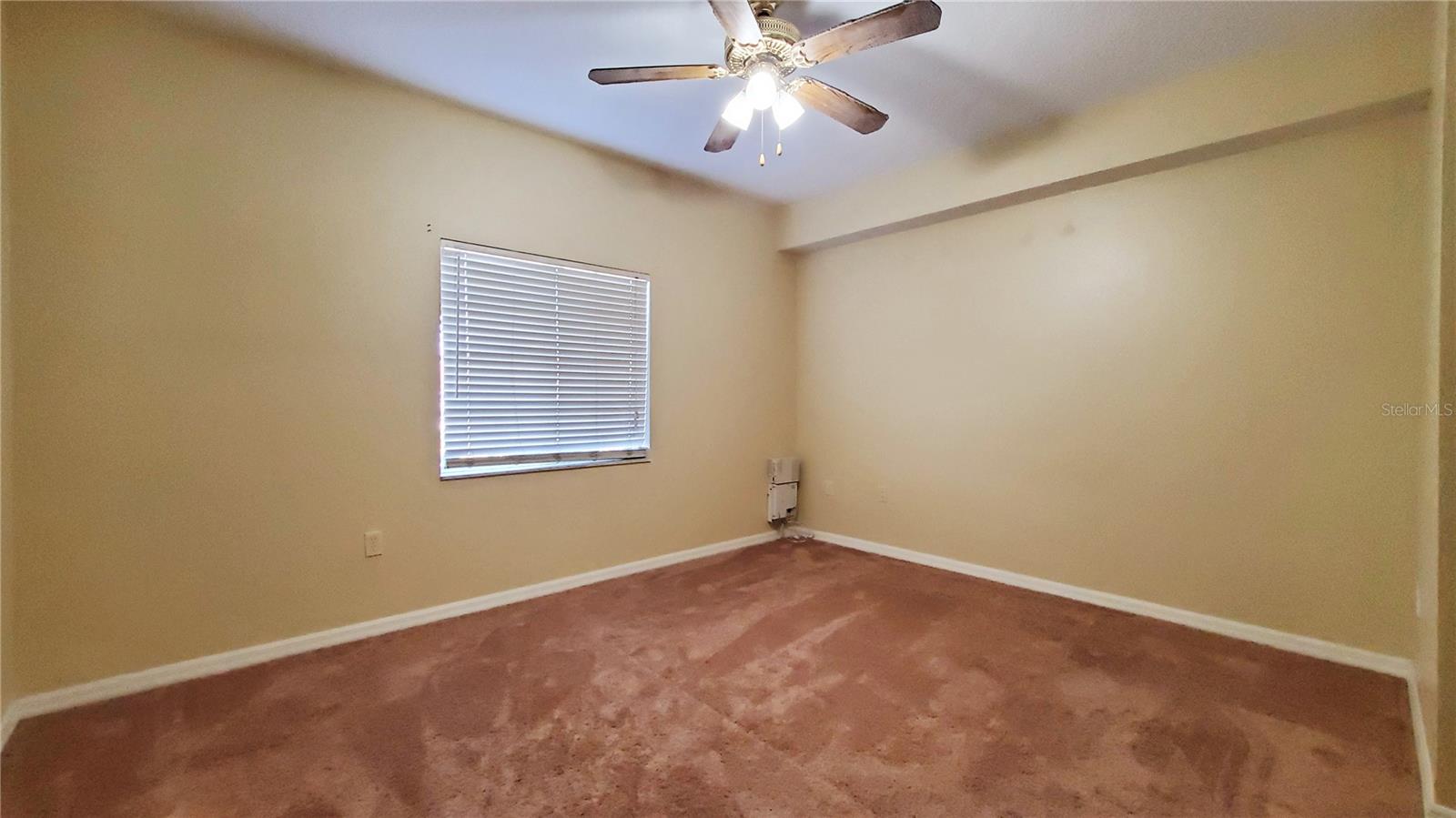 VILLAGES OF BLOOMINGDALE CONDO - Residential