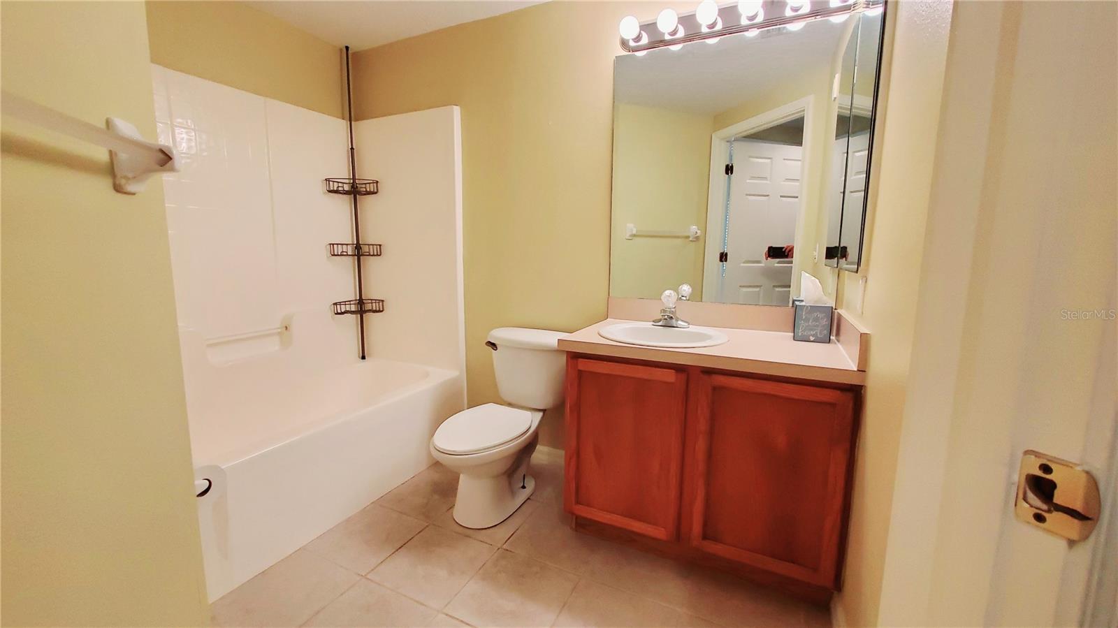 VILLAGES OF BLOOMINGDALE CONDO - Residential
