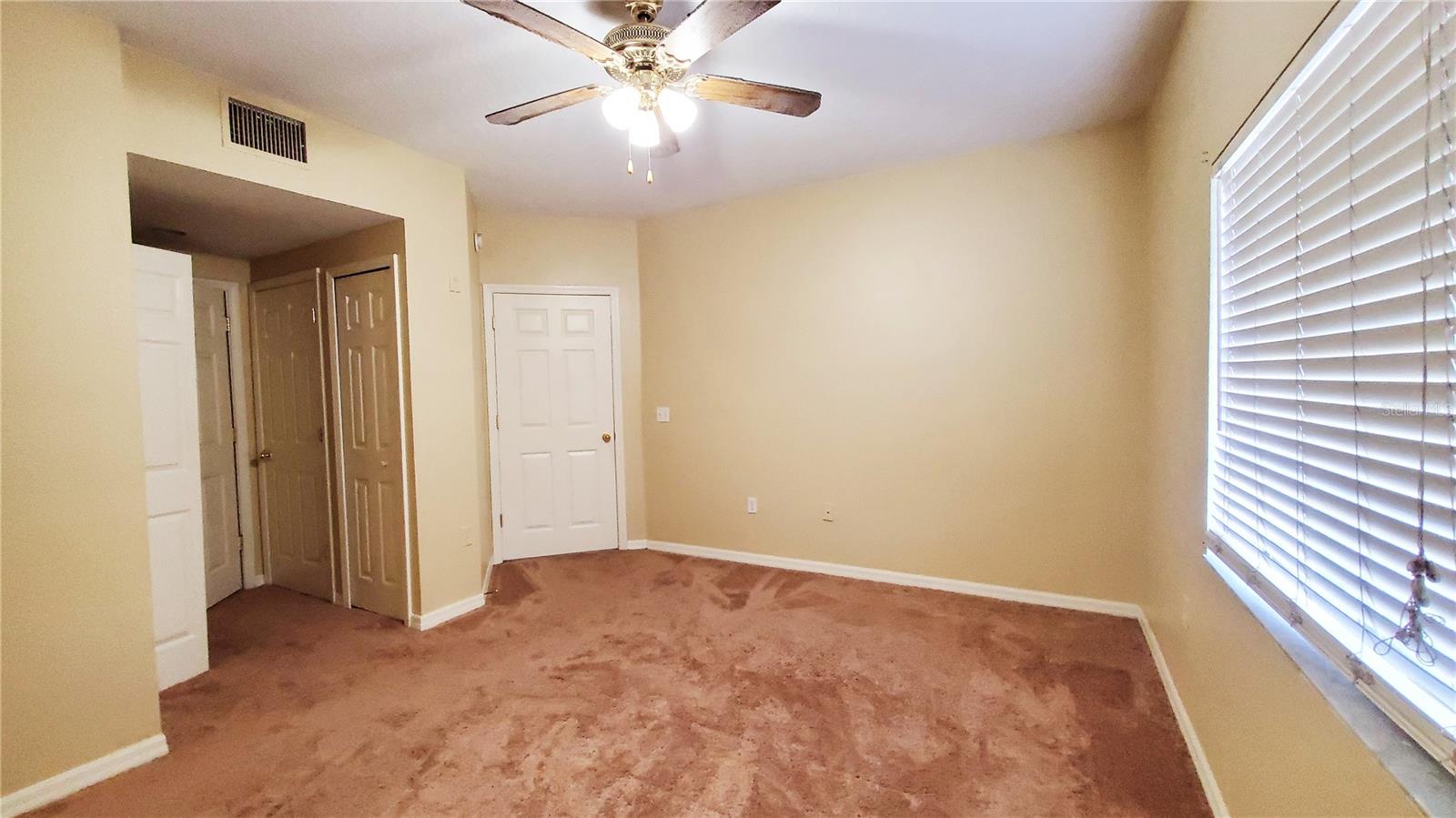 VILLAGES OF BLOOMINGDALE CONDO - Residential