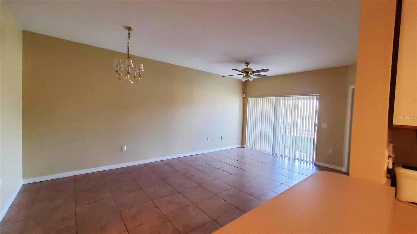 VILLAGES OF BLOOMINGDALE CONDO - Residential