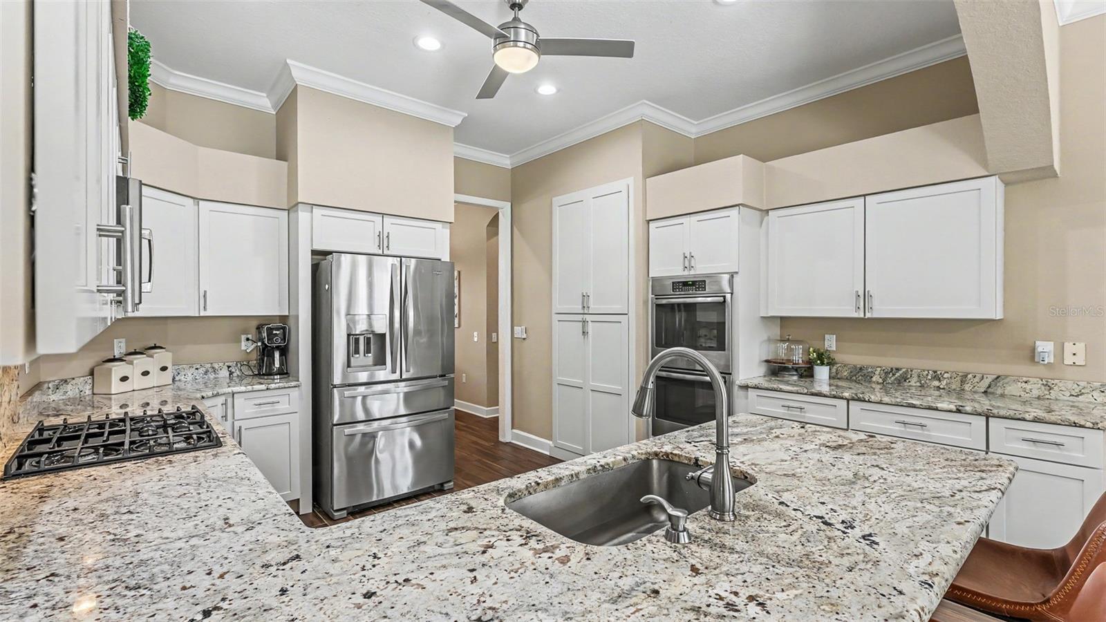 SAND HILL LANE - Residential