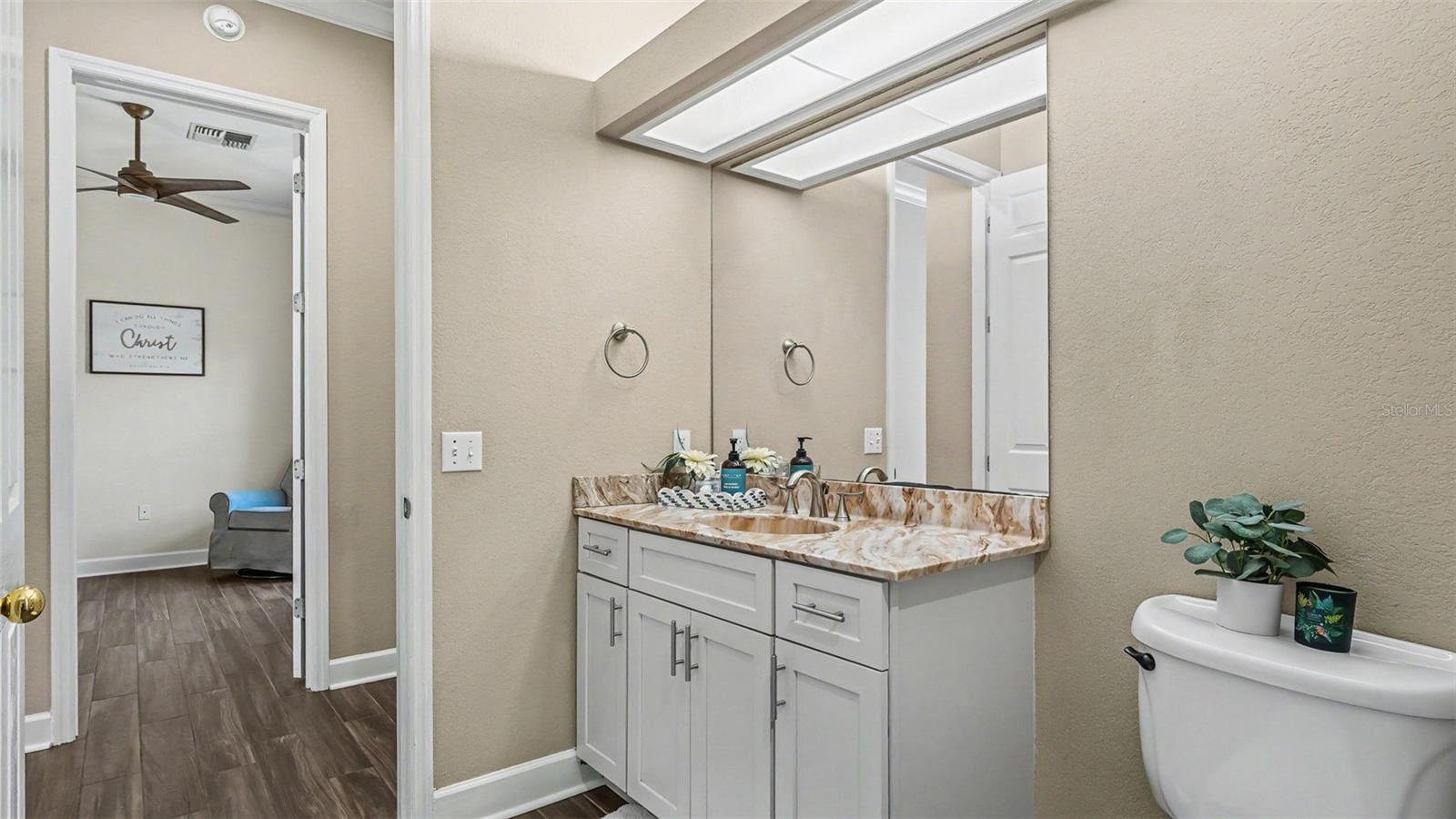SAND HILL LANE - Residential