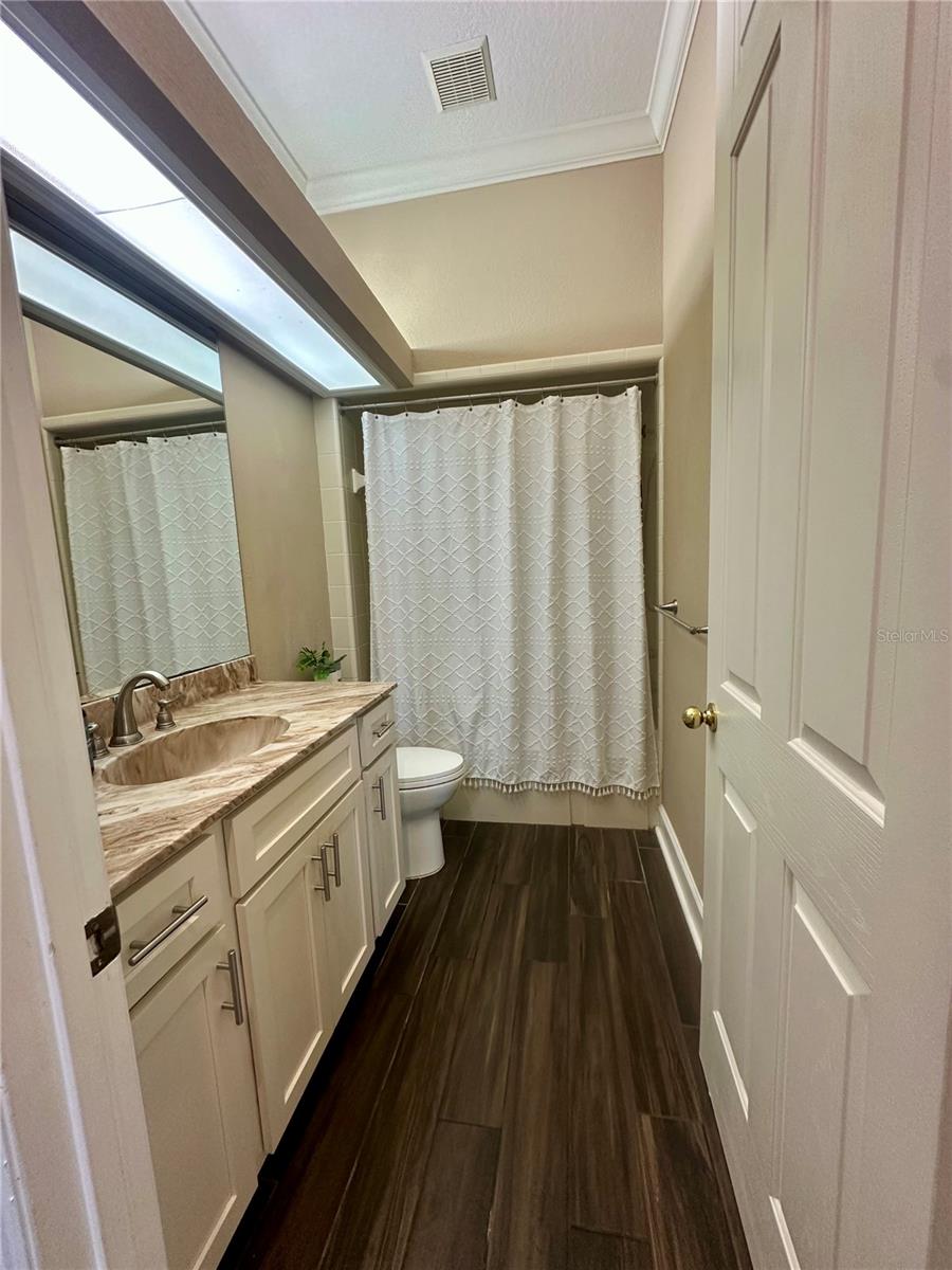SAND HILL LANE - Residential
