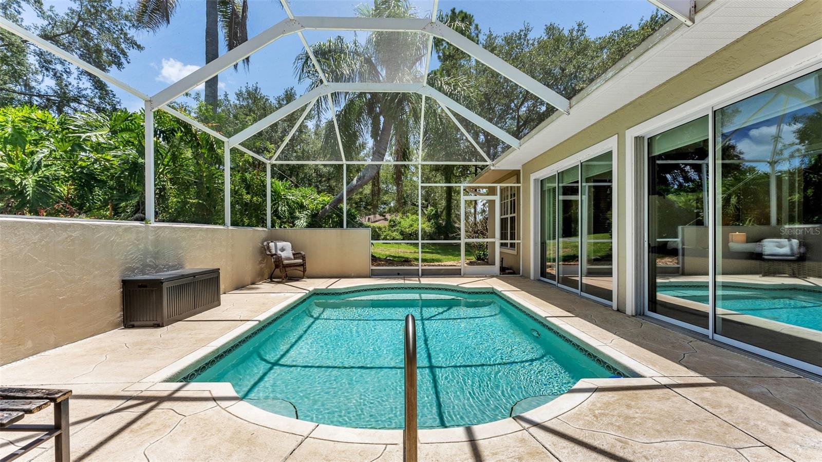 SAND HILL LANE - Residential