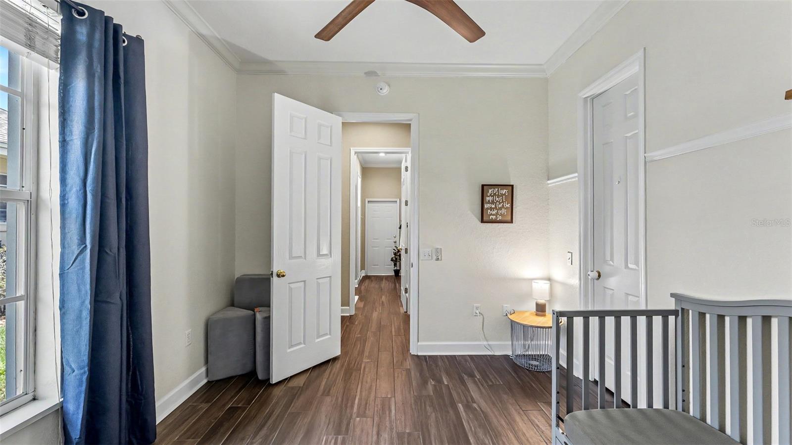 SAND HILL LANE - Residential
