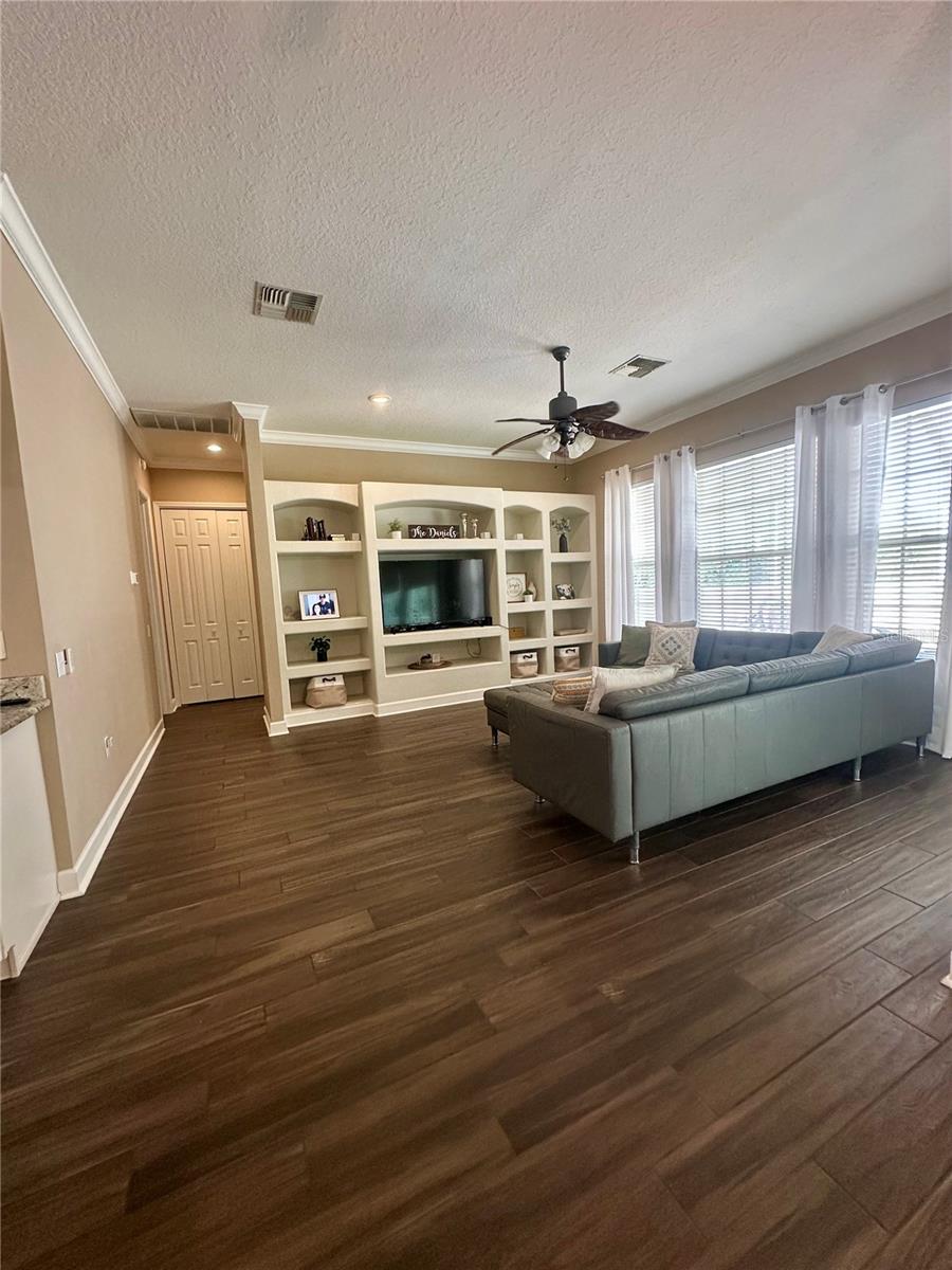 SAND HILL LANE - Residential