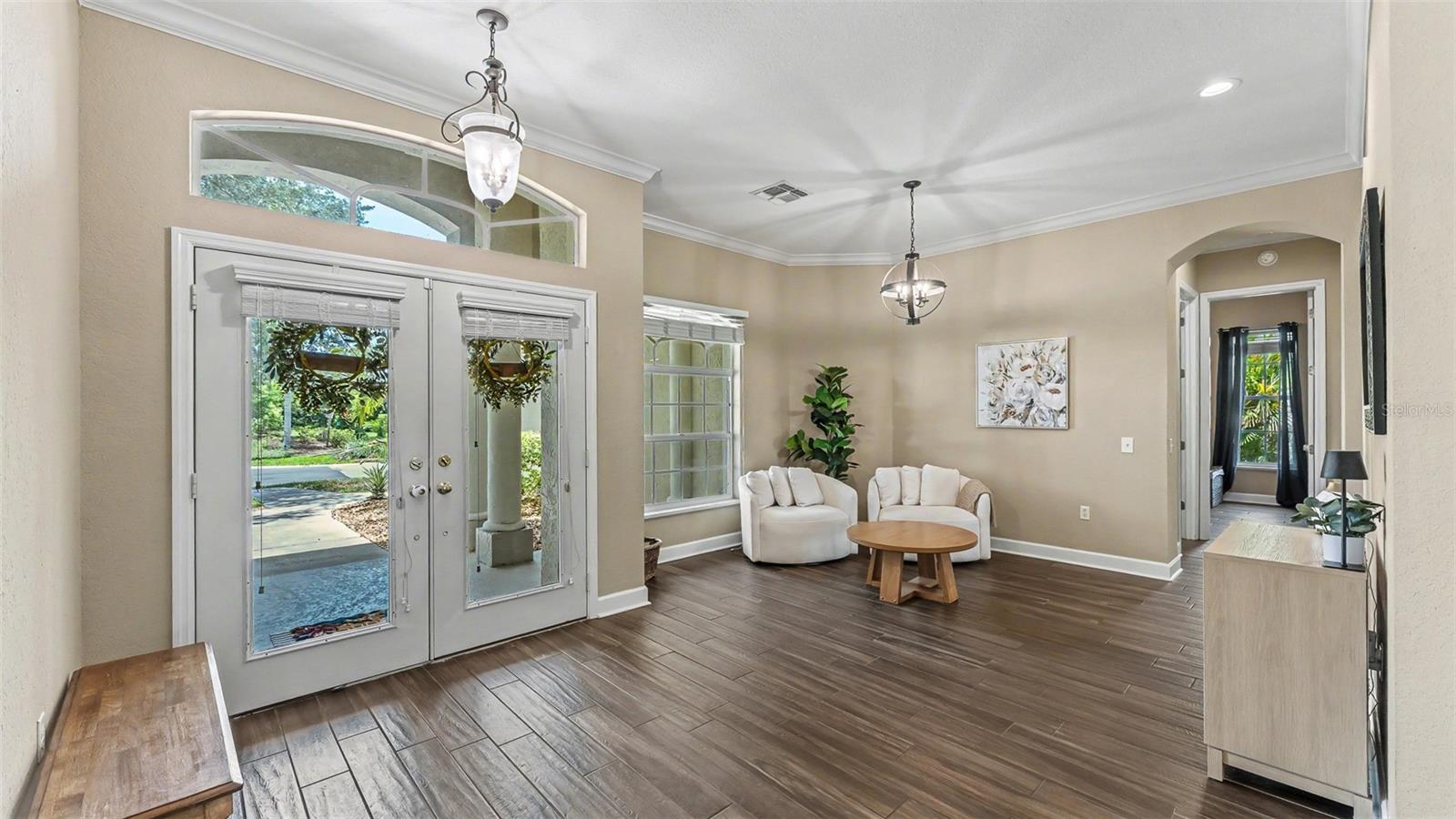 SAND HILL LANE - Residential