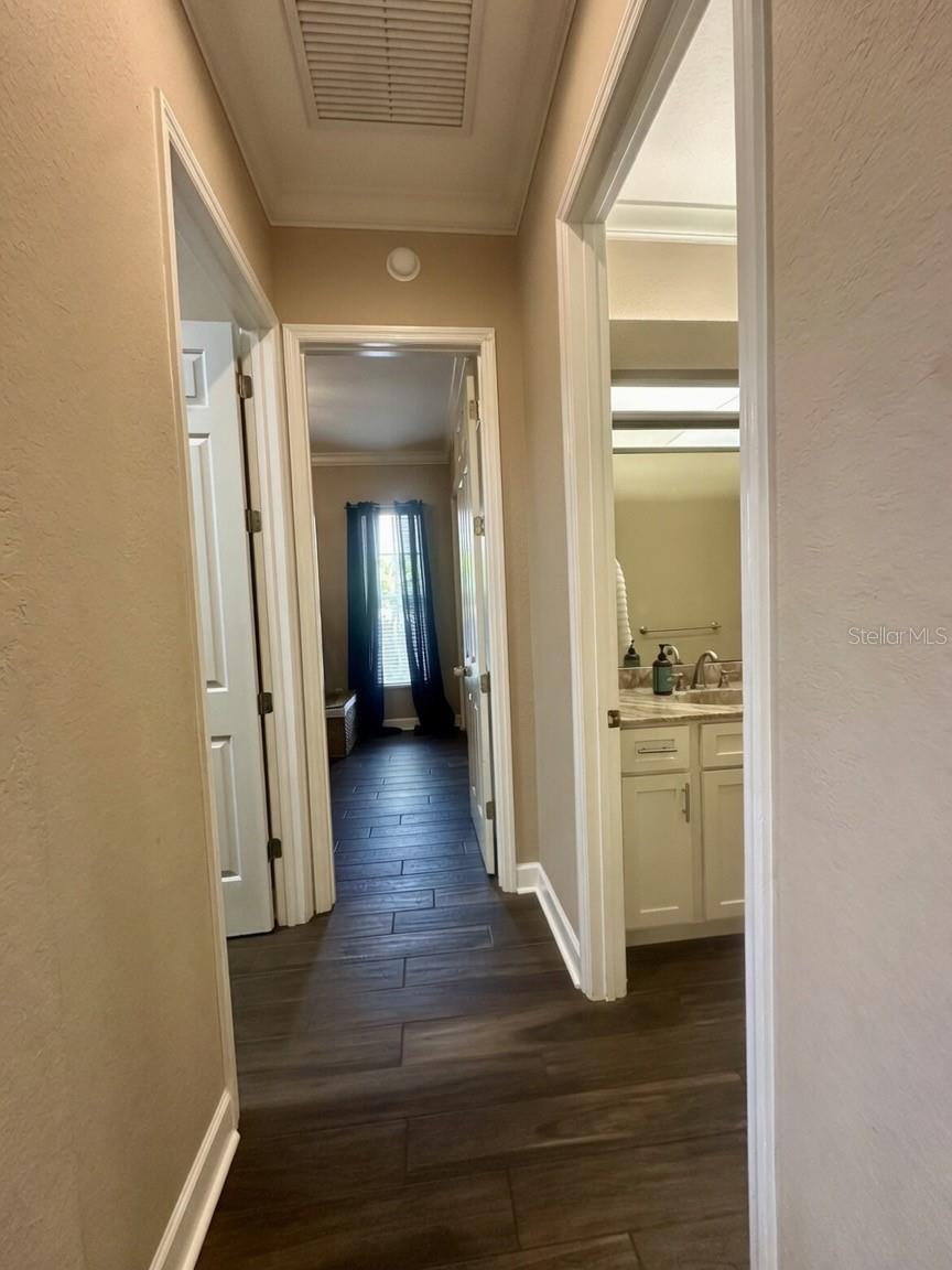 SAND HILL LANE - Residential