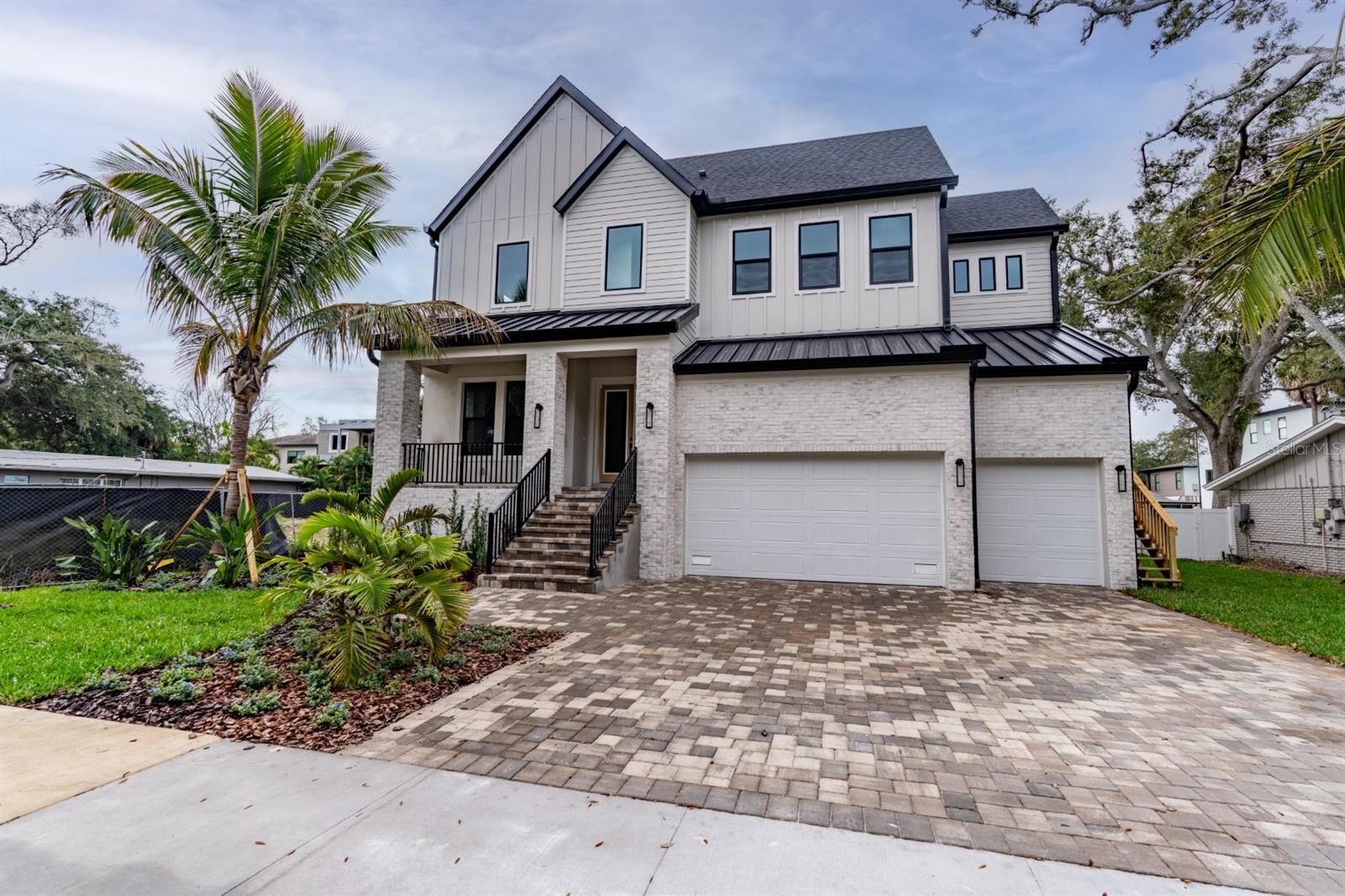 HENDERSON BEACH - Residential