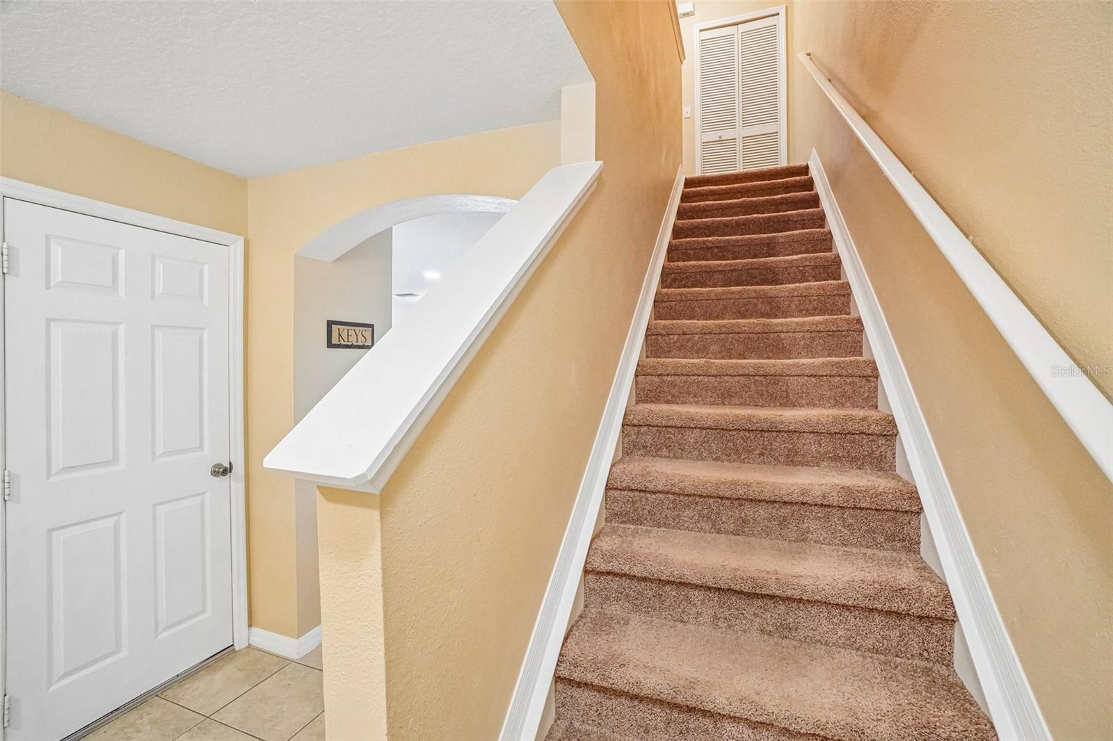 EDGEWATER AT LAKE BRANDON - Residential