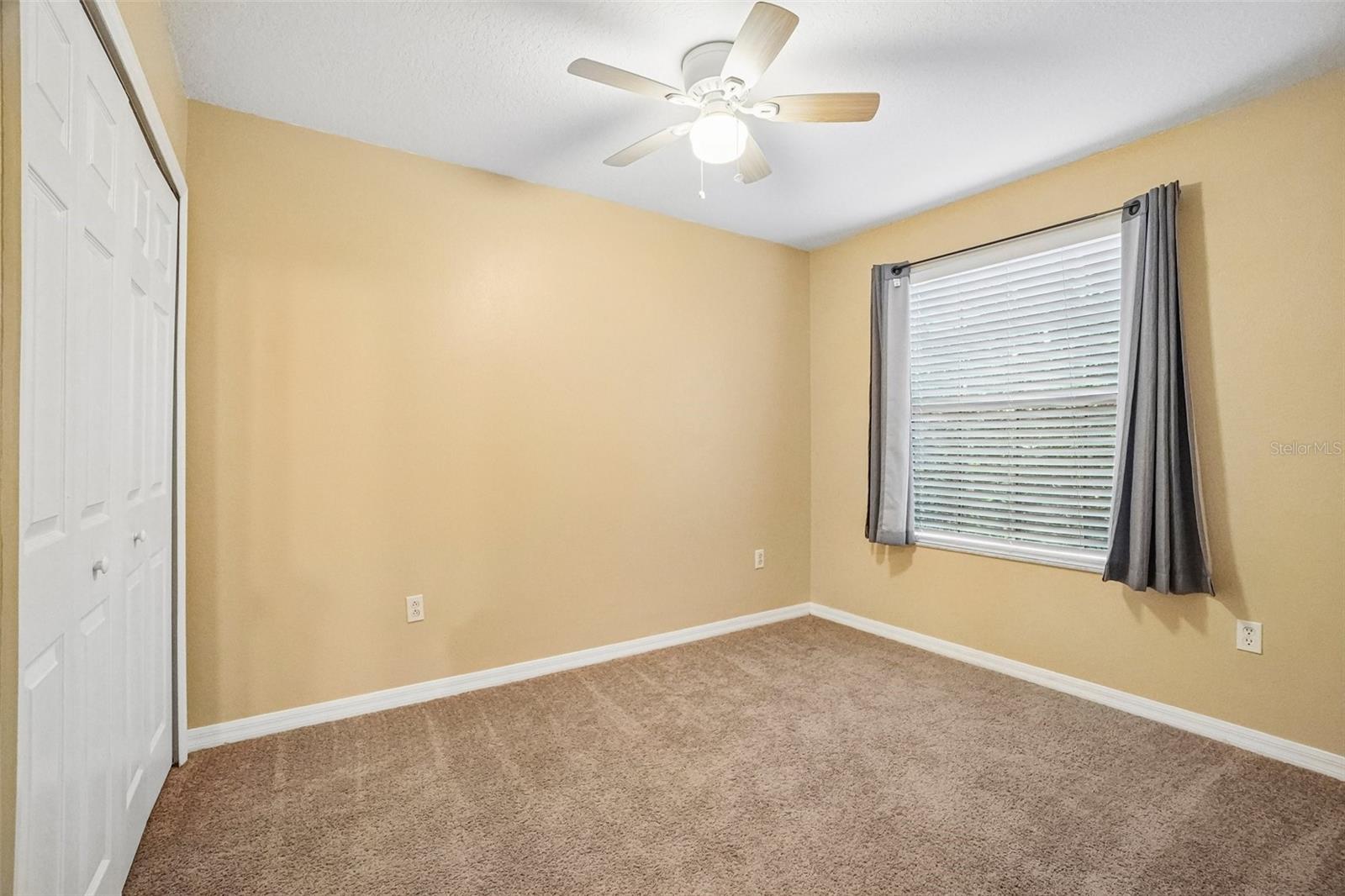 EDGEWATER AT LAKE BRANDON - Residential
