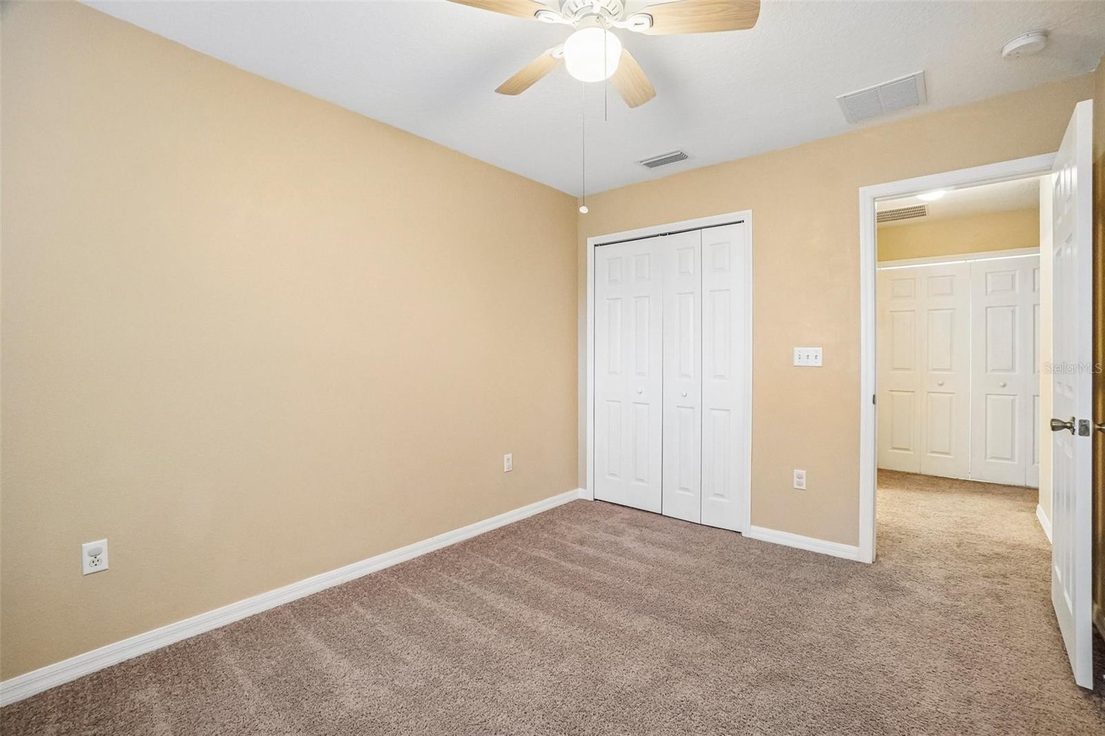 EDGEWATER AT LAKE BRANDON - Residential