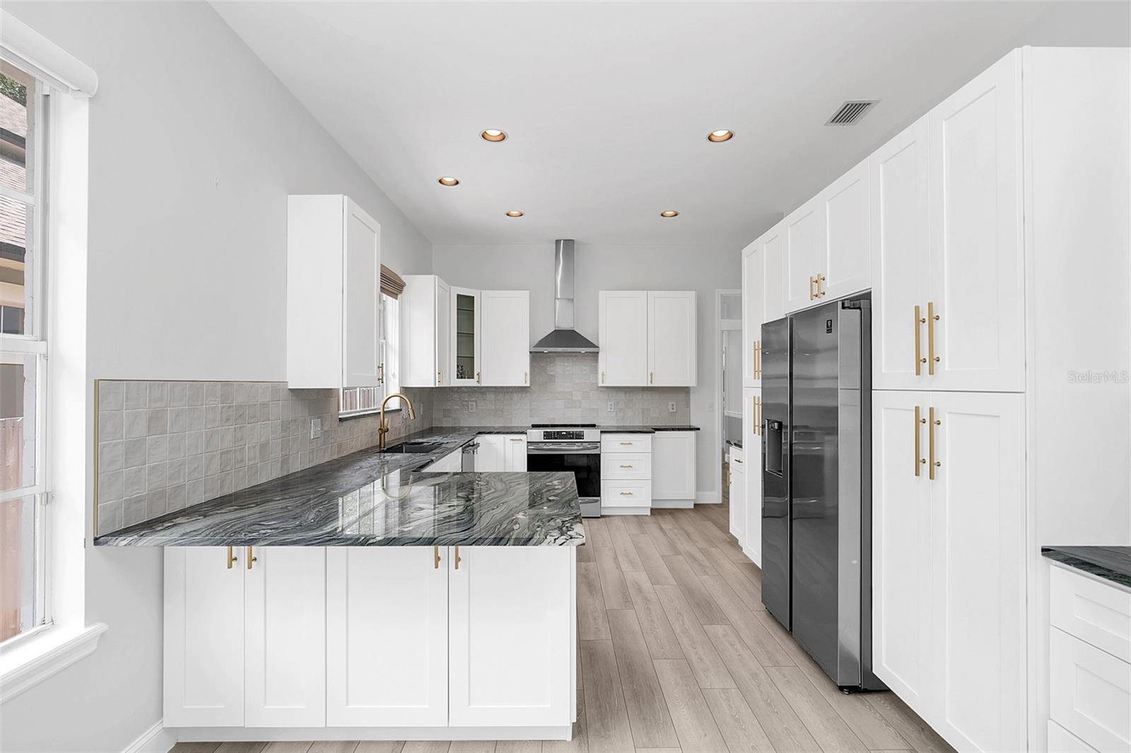 ORWIN MANOR STRATFORD SEC - Residential Lease