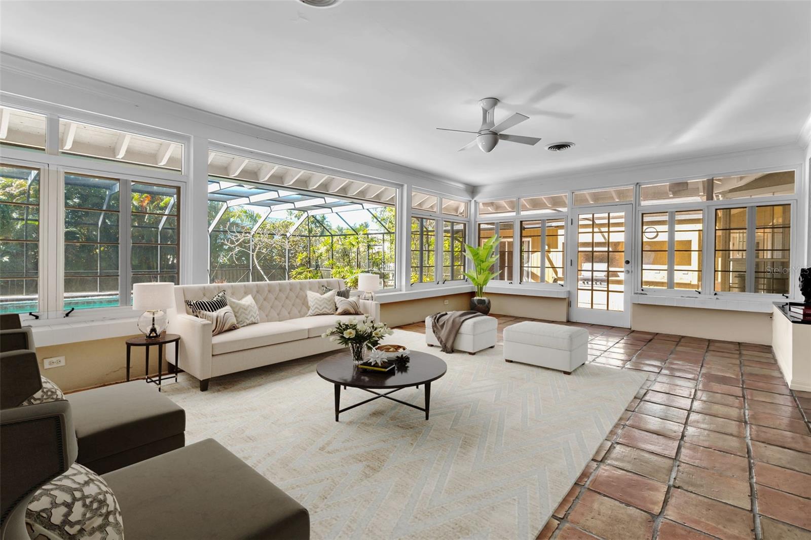 CHEROKEE PARK - Residential