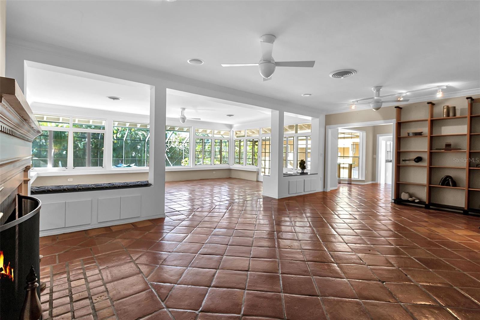CHEROKEE PARK - Residential