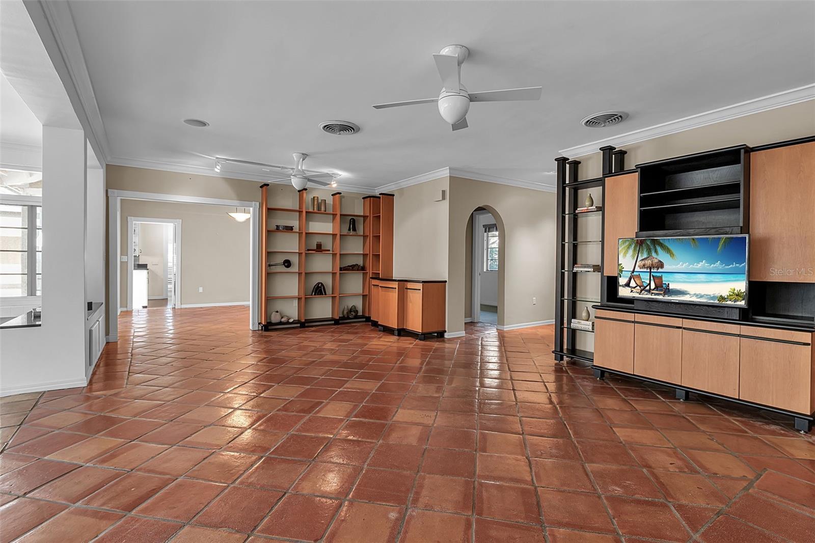 CHEROKEE PARK - Residential
