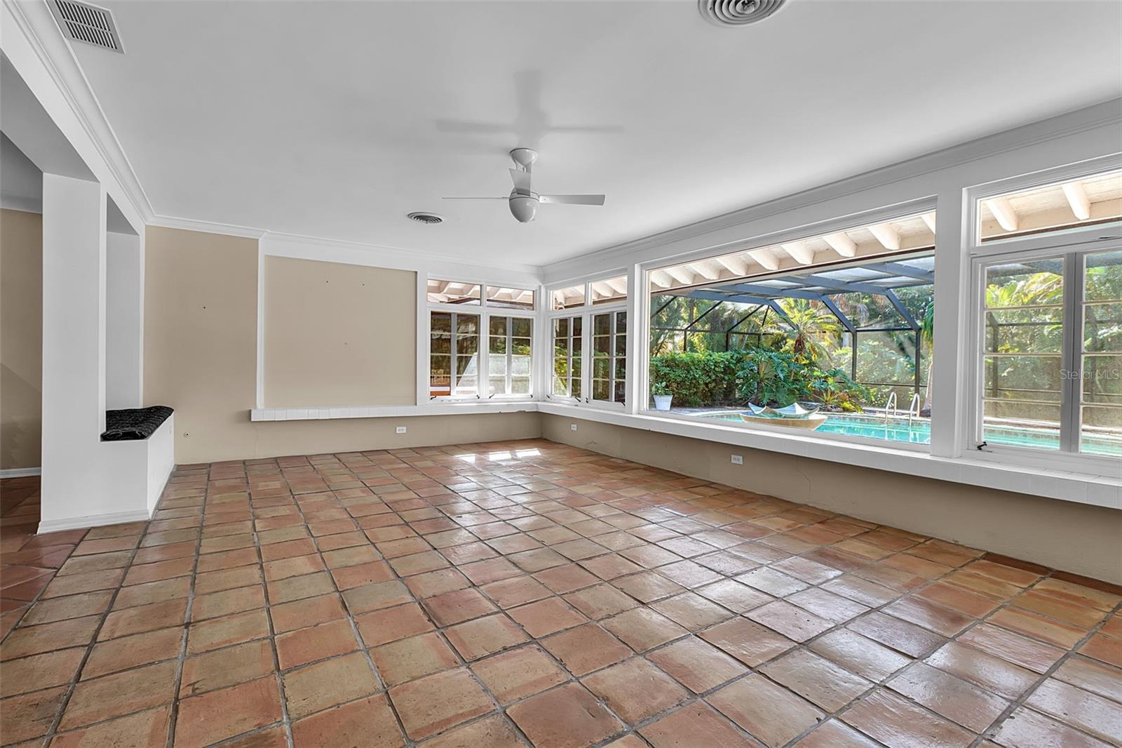CHEROKEE PARK - Residential
