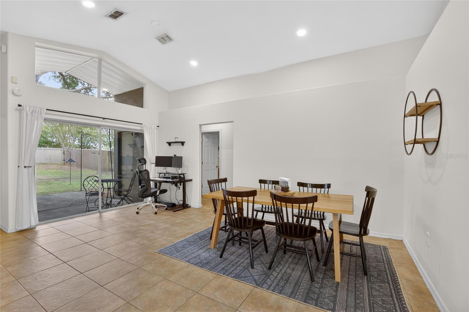BRENTWOOD HILLS TR A UNIT 2 - Residential