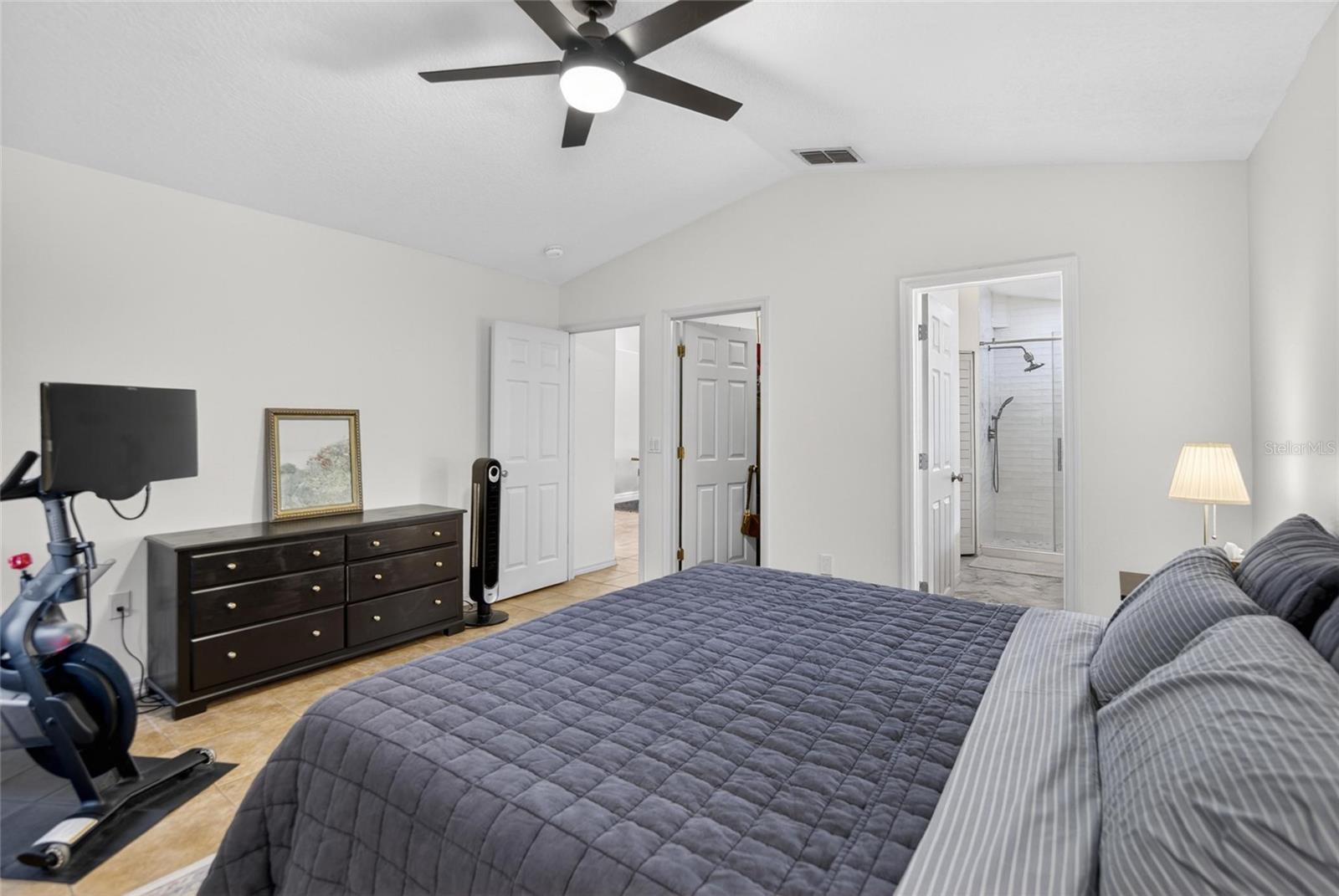 BRENTWOOD HILLS TR A UNIT 2 - Residential