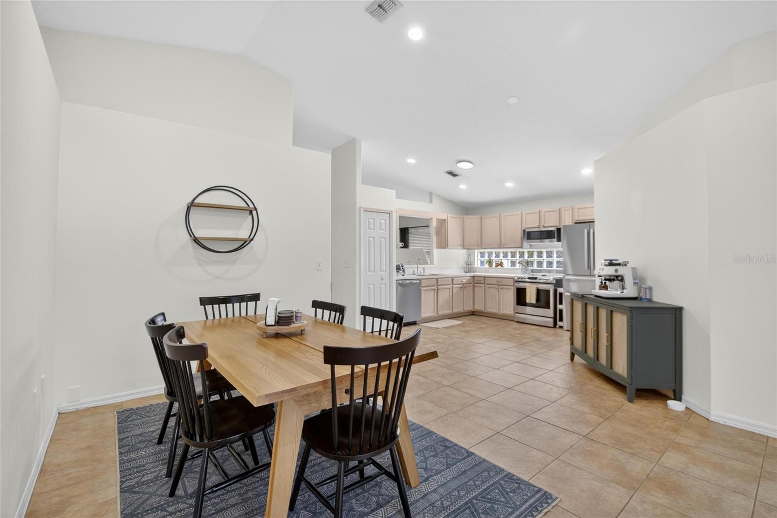 BRENTWOOD HILLS TR A UNIT 2 - Residential