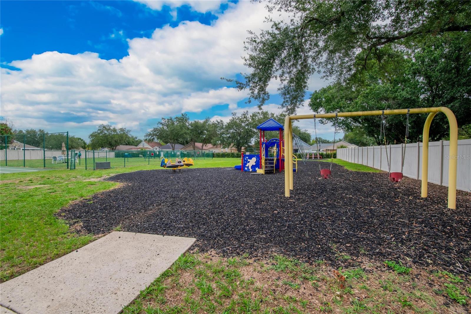 BRENTWOOD HILLS TR A UNIT 2 - Residential