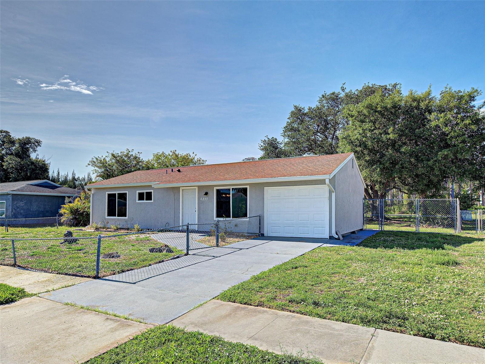 PORT CHARLOTTE SUB 52 - Residential